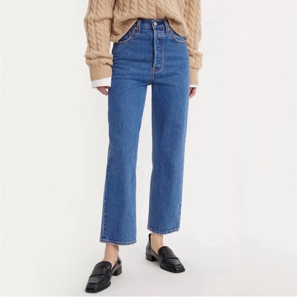 Levi's Denim - Levi’s Premium “Ribcage Straight Ankle” wide leg baggy medium wash jeans crop